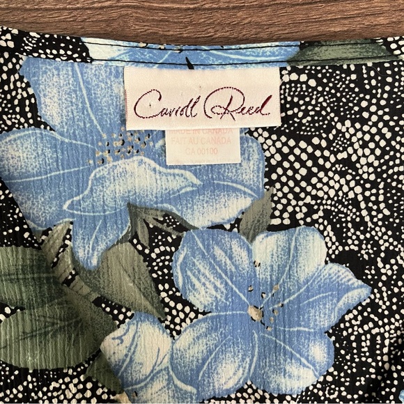 Vintage Floral Paisley Button Down Blouse - Picture 6 of 7